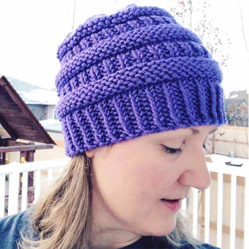 Beginning Knitting: Bouncy Beanie October 10 Saturday