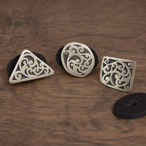 Jul Modern Ornate Stud Button