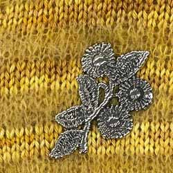 Jul Sunflower Lace Stud Brooch